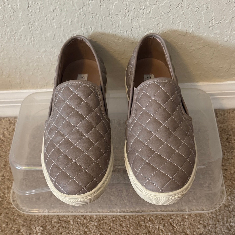 Steve Madden Taupe Quilted Slip-On Shoes